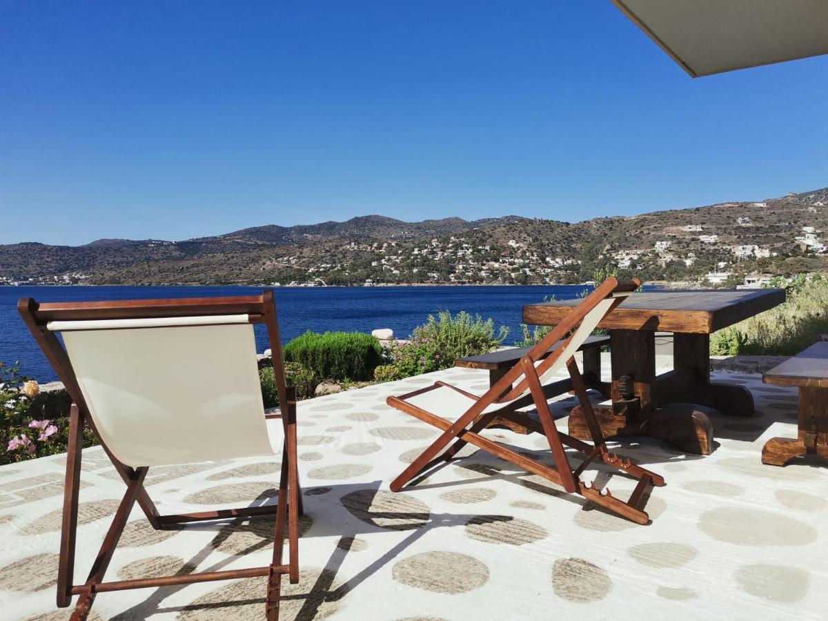 Almyra Seaside Villa เปอร์ดิกา ภายนอก รูปภาพ